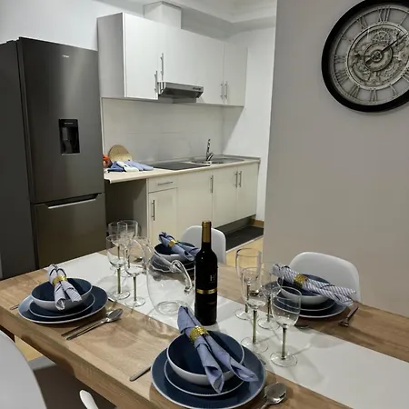 Alforra 1-t2-centro-praias-levadas *