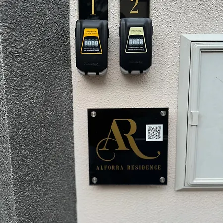 Alforra 1-t2-centro-praias-levadas * Camara de Lobos