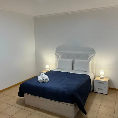 Alforra 1-t2-centro-praias-levadas 카메라데로보스