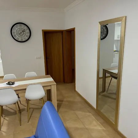 Alforra 1-t2-centro-praias-levadas Câmara de Lobos