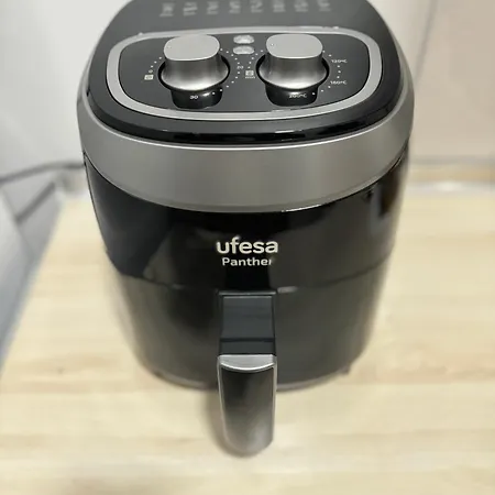 Alforra 1-t2-centro-praias-levadas 펜션 카메라데로보스