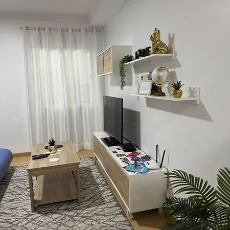 Alforra 1-t2-centro-praias-levadas Camara de Lobos