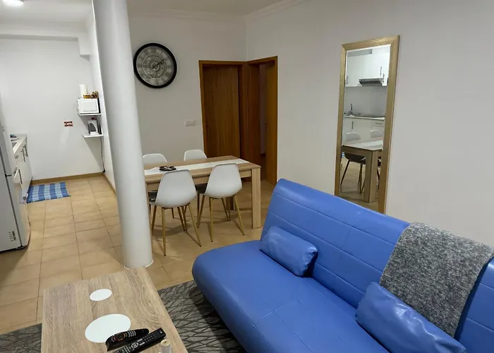 Hébergement de vacances Alforra 1-t2-centro-praias-levadas Câmara de Lobos