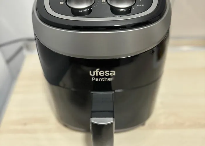 Alforra 1-t2-centro-praias-levadas Hébergement de vacances Câmara de Lobos